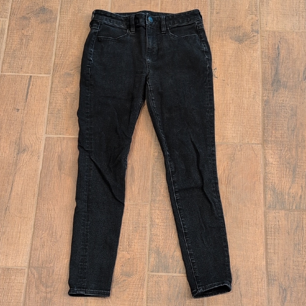 EUC American Eagle Hi-Rise Jegging Black Size 4